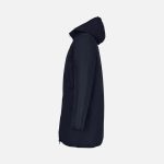 так и для повседневного использования.<br><ul class="list"><li>Разъемная молния с двойным бегунком</li><li>Два боковых кармана на молнии в тон изделия с каждой стороны</li><li>Двухшовный анатомичный капюшон</li><li>Отделка эластичной бейкой по низу изделия