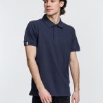см</td><td>S<br></td><td>M<br></td><td>L<br></td><td>XL<br></td><td>XXL<br></td><td>3XL<br></td><td>4XL<br></td></tr><tr align="center"><td>A</td><td>49</td><td>52</td><td>55</td><td>57</td><td>60</td><td>63</td><td>66</td></tr><tr align="center"><td>B</td><td>70</td><td>72</td><td>74</td><td>76</td><td>78</td><td>80</td><td>82</td></tr></table><p>Допускаются отклонения в 5% от указанных параметров по размеру и цвету.</p></div>