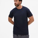 а также детские модели в линейке<br></li></ul><br><div id="tablemer"><img width="90" src="//files.giftsoffer.ru/images/tablemer/Tshirt_no_sleeve.svg"/><table border="1" cellpadding="5" cellspacing="0"><tr align="center"><td>Таблица размеров
