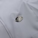 куда лейбл необходимо пришить; </li><li>приложите макет