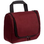 Стильный вместительный несессер с продуманной эргономикой.<br><ul class="list"><li>Большое главное отделение на молнии</li><li>Два внутренних кармана на молнии</li><li>Три внутренних кармана из сетки</li><li>Наружный карман на молнии</li><li>Крючок для подвешивания</li></ul>