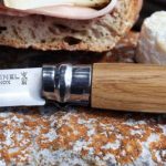 так и надежность и долговечность изделия. <br>Используемый в Opinel № 8 дизайн создавался еще самим основателем компании и бренда Жозефом Опинелем. Начатое им дело продолжила его семья