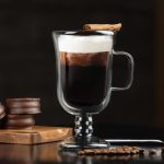 Кружку с двойными стенками Double Bubble можно использовать как для напитков