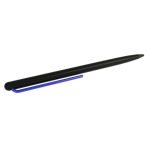 сшитый вручную из рециклированной кожи. 