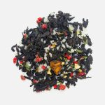 а чайные листья предварительно вымачиваются в имбирном соке: вкус напитка становится особо насыщенным и обогащенным. «Сокочай» станет прекрасным подарком для любителей необычных вкусовых сочетаний и здорового образа жизни.<br>Поставляется в стеклянной бутылке с пробкой. <br><br>Срок годности: 24 месяца.<br>Вес нетто: 65 г<br><br>Состав: чай черный с ананасом и соком ананаса (чай черный байховый крупнолистовой