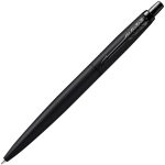 Jotter XL Monochrome — это идеальный баланс между комфортом письма и красивым внешним видом пишущего инструмента.<br><br>Кнопка с фирменным звуком «клик» и запатентованный зажим «стрела» совпадают по цвету с корпусом ручки. На кнопку ручки и зажим нанесено PVD-покрытие
