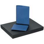 Коллекция личных аксессуаров <a href="https://gifts.ru/catalog/kollektsiya-devon">Devon</a> — удачный вариант функционального корпоративного подарка и приятный знак внимания. Это широкая палитра цветов и лаконичный дизайн.<br><br>Devon Mini — это набор необходимых личных аксессуаров