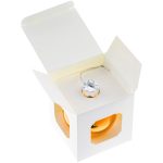 объединив глянцевые шары Finery Gloss с матовыми шарами <a rel="nofollow" target="_blank" href="https://gifts.ru/catalog/mod/elochnyy-shar-finery-matt-8-sm-matovyy">Finery Matt</a> из той же серии.</p>