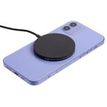 расположенных по окружности на тыльной стороне устройства. Для смартфонов на ОС Android с беспроводной зарядкой и iPhone 8–11 рекомендуем приобрести стикер-адаптер <a rel="nofollow" target="_blank" href="https://gifts.ru/catalog/mod/magnitnyy-stiker-adapter-magmate">Magmate </a>или подобрать чехол с кольцевым магнитом