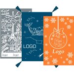 Плед с вывязанным логотипом и индивидуальным рисунком в фирменной цветовой гамме.<br><br>Модель: плед жаккардовой вязки