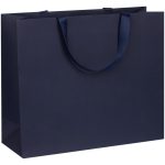 Пакет на лентах из бумаги Midnight Blue плотностью 230 г/м².<br>Выдерживает вес до 3 кг.
