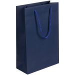 Пакет из гладкой дизайнерской бумаги Malmero плотностью 120 г/м².2 ручки