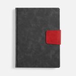 с информационным блоком и календарной сеткой:</p><ul class="list"><li>Кол-во страниц — 336;</li><li>Бумага — белая