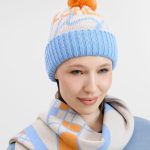 Шапка Joyful — это настроение волшебных рождественских фильмов