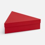 Трехгранная коробка Trigon прекрасно подходит для упаковки набора из 6 елочных шаров диаметром 10 см