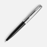 Шариковая ручка Parker 51 Black CT — это элегантность и функциональность в каждой детали. Оптимальное соотношение размера и веса делает ее идеально сбалансированной
