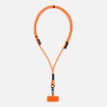 Кабель-ланьярд energyFlex помогает не только удобно закрепить на нем смартфон в чехле