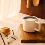 тоже на месте.<br><br><div>Внутренняя поверхность кружки Mornington покрыта реактивной глазурью — особым видом керамического покрытия