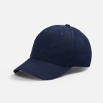Бейсболка Denimate с 6 клиньями с лобовым швом выполнена из плотной джинсы.<br><ul class="list"><li>6 обшивных люверсов для лучшей вентиляции</li><li>Регулируемая металлическая застежка обеспечивает оптимальную посадку и комфорт в носке</li></ul>Иногда темный деним может окрашивать другие материалы. После нескольких стирок это свойство исчезнет. Рекомендуем аккуратно протереть или бережно очистить бейсболку перед первым использованием.