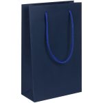 Пакет из бумаги Gentleman Blue плотностью 150 г/м². <br>Выдерживает вес до 0