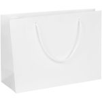 Пакет из бумаги Snow White Kraft плотностью 160 г/м².<br><br>Выдерживает вес до 1