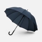 Под широким куполом зонта-трости Sombrella комфортно укроются 2 человека. Каркас на 12 спиц полностью выполнен из стеклопластика