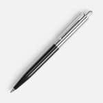 Шариковая ручка Senator Point Metal ver.2 — классическая форма в новом цвете! <br>Верхняя часть корпуса и детали изготовлены из массивного метала. Металлическая кнопка с цветным пластиковым декором в цвет корпуса.<br>Механизм ручки: нажимной.<br>Корпус ручки разбирается