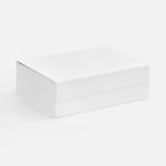 Подарочная коробка RealBig Fold изготовлена из переплетного картона