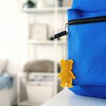 чтобы среагировать. Пешеход же со светоотражателем заметен уже на расстоянии 300 метров