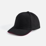 Бейсболка Buffalo с 6 клиньями и с лобовым швом.<br><ul class="list"><li>Обшивные люверсы</li><li>Металлическая застежка</li><li>Длина козырька 7 см</li></ul><div>Сочетается по цвету с одеждой из коллекции Sols.</div>