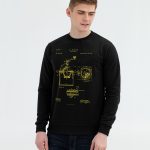 Коллекция Old Patents разработана на основе настоящих схем изобретений из архивов патентных организаций.<br><br>Её основной посыл: идеал – это долгий путь совершенствования. Путь