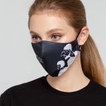 если:<br><ul class="list"><li>вы хотите меньше трогать лицо руками</li><li>у вас есть признаки респираторной инфекции</li><li>вы общаетесь или недавно общались с человеком