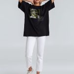 см</td><td>XS/S<br>44-46</td><td>M/L<br>48-50</td><td>XL/2XL<br>52-54</td></tr><tr align="center"><td>A</td><td>56</td><td>60</td><td>64</td></tr><tr align="center"><td>B</td><td>76</td><td>78</td><td>80</td></tr><tr align="center"><td>C</td><td>24</td><td>25</td><td>26</td></tr></table><p>Допускаются отклонения в 5% от указанных параметров по размеру и цвету.</p></div>