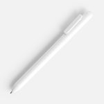 Ручка из глянцевого пластика с белым клипом.<br><br><ul class="list"><li>Механизм ручки: нажимной.</li><li>Корпус ручки разбирается